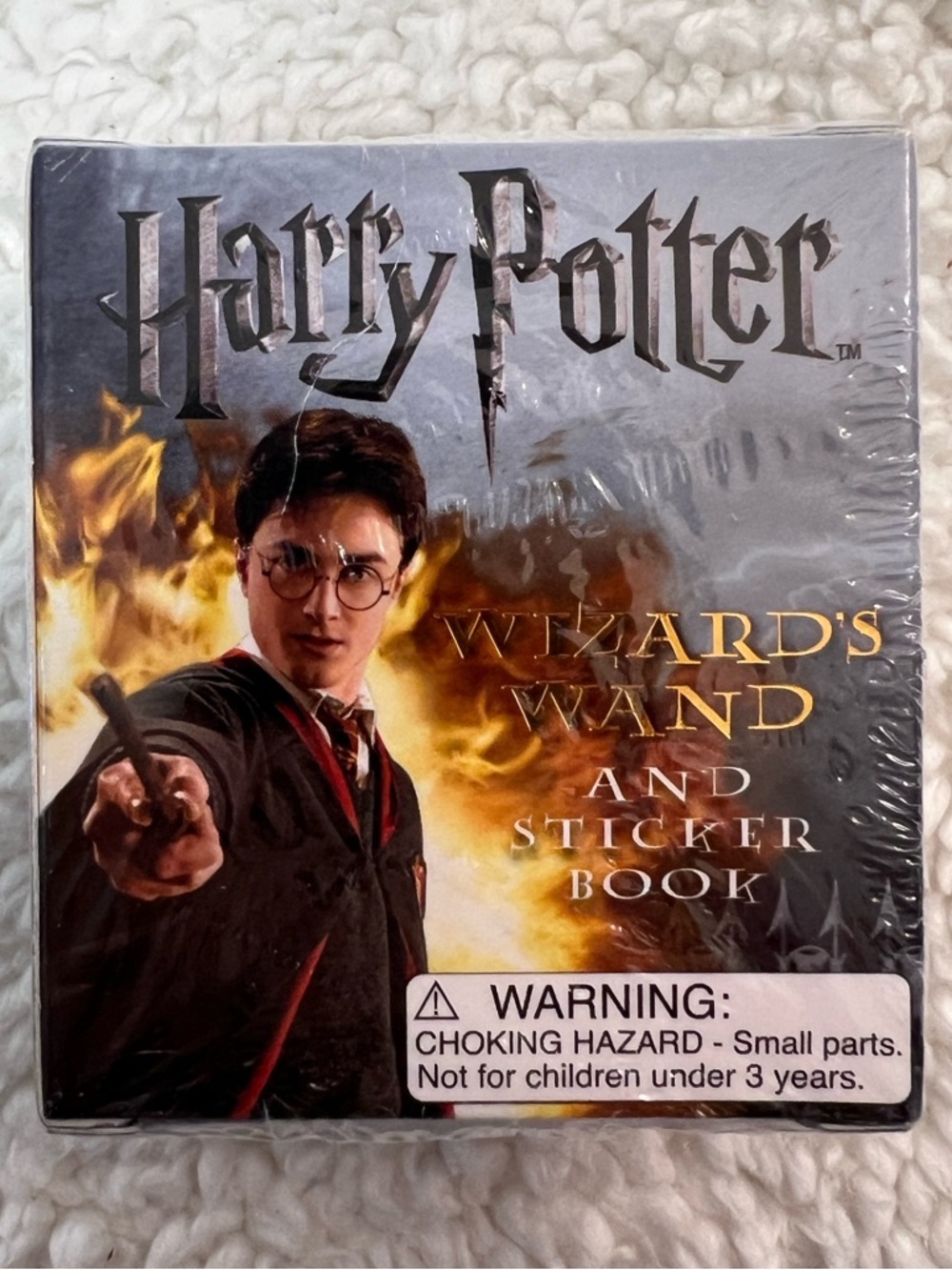 Running Press Harry Potter Wizard's Wand & Sticker Book